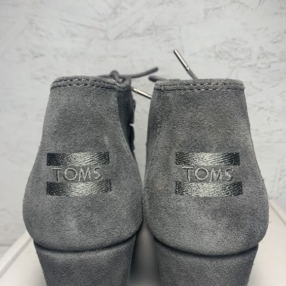 Toms Womens Suede Wedge Booties Desert Gray Sz 9 Heel Lace Up Minimalist - Picture 10 of 14